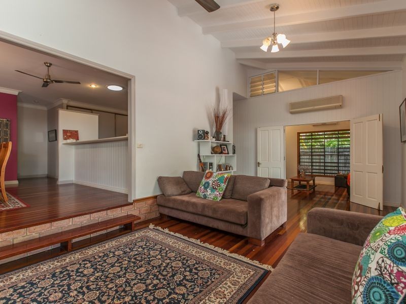 38 Rudder Street, Clifton Beach QLD 4879