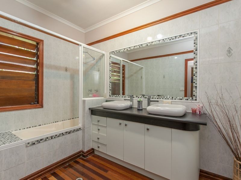 38 Rudder Street, Clifton Beach QLD 4879