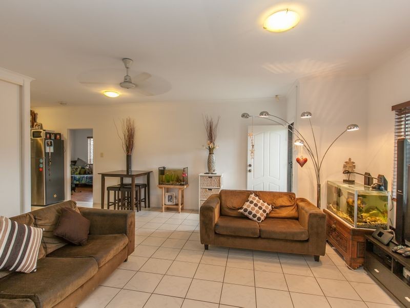 25 Derby Street, Yorkeys Knob QLD 4878