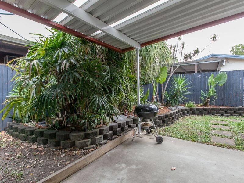 25 Derby Street, Yorkeys Knob QLD 4878