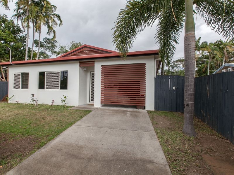 25 Derby Street, Yorkeys Knob QLD 4878