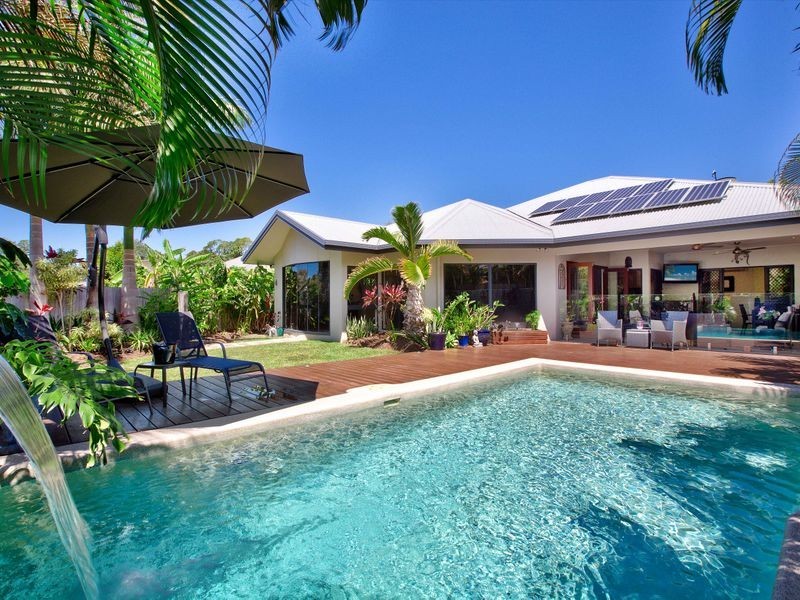 26 Muller Street, Palm Cove QLD 4879