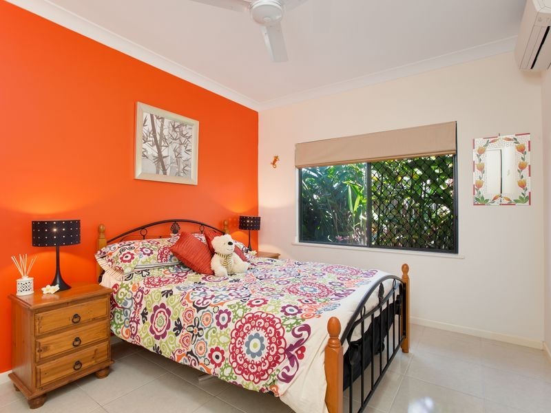 26 Muller Street, Palm Cove QLD 4879