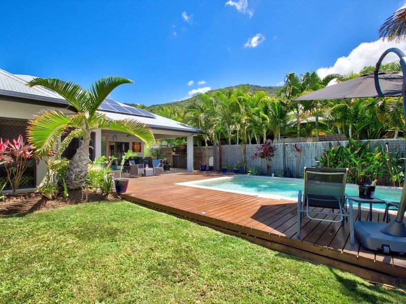 26 Muller Street, Palm Cove QLD 4879
