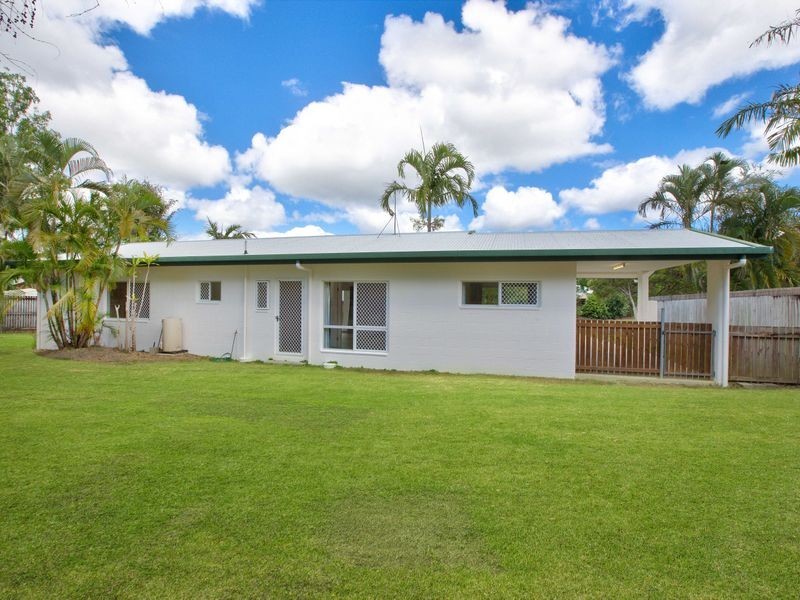 13 Chelsea Close, Kewarra Beach QLD 4879