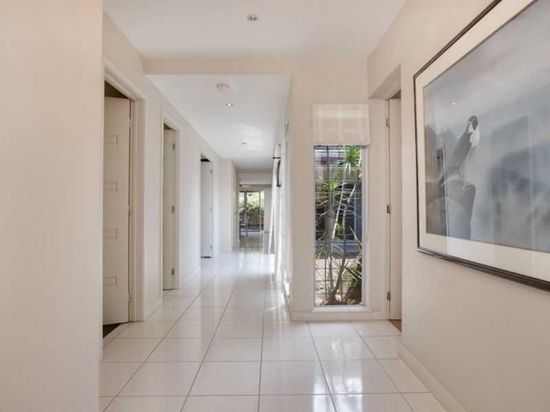 2 Rossmann Road, Smithfield QLD 4878