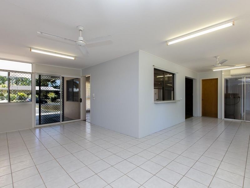 13 Conch Close, Trinity Beach QLD 4879