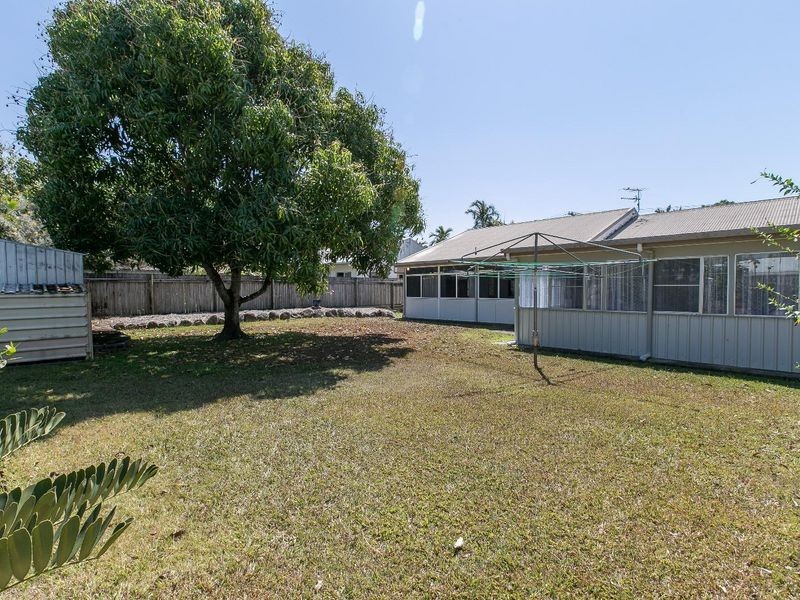 13 Conch Close, Trinity Beach QLD 4879