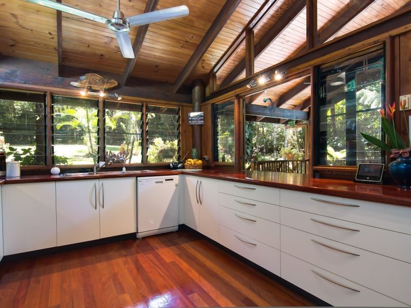 14 Bangalow Place, Kuranda QLD 4881