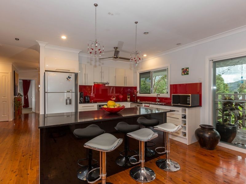 7 Lydia Street, Smithfield QLD 4878