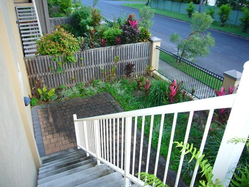 1/110 Moore Street, Trinity Beach QLD 4879