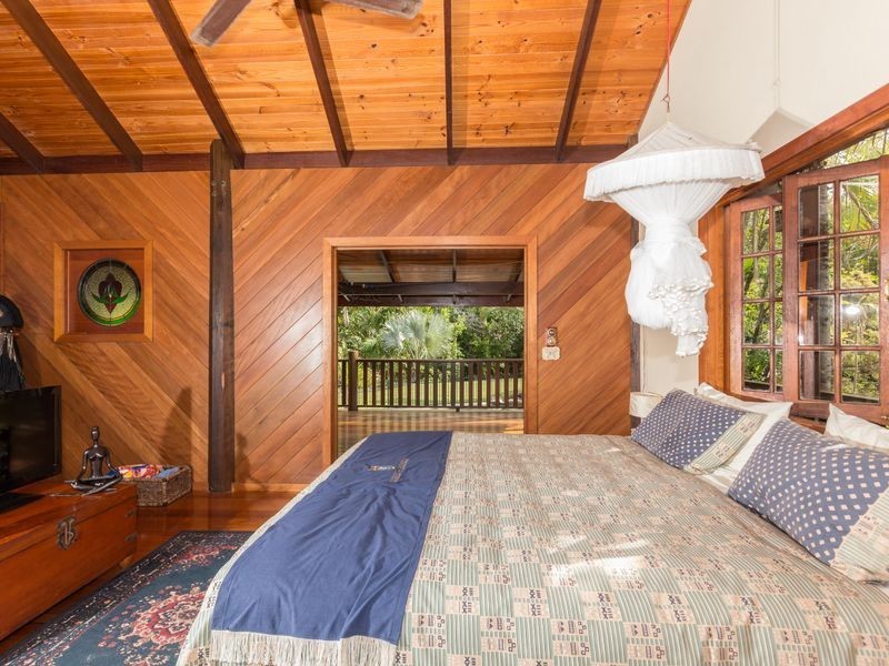 1 Brighton Close, Kewarra Beach QLD 4879