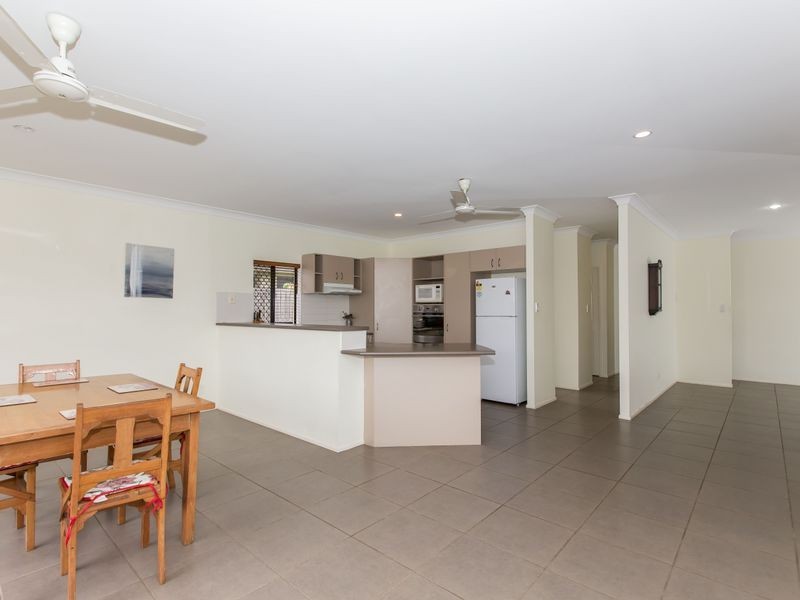 15 Colombia Street, White Rock QLD 4868