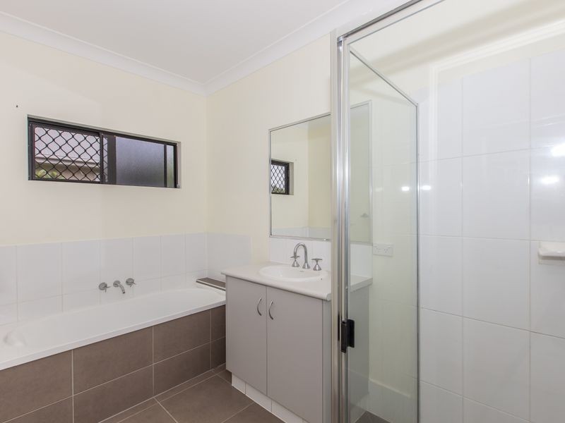 15 Colombia Street, White Rock QLD 4868