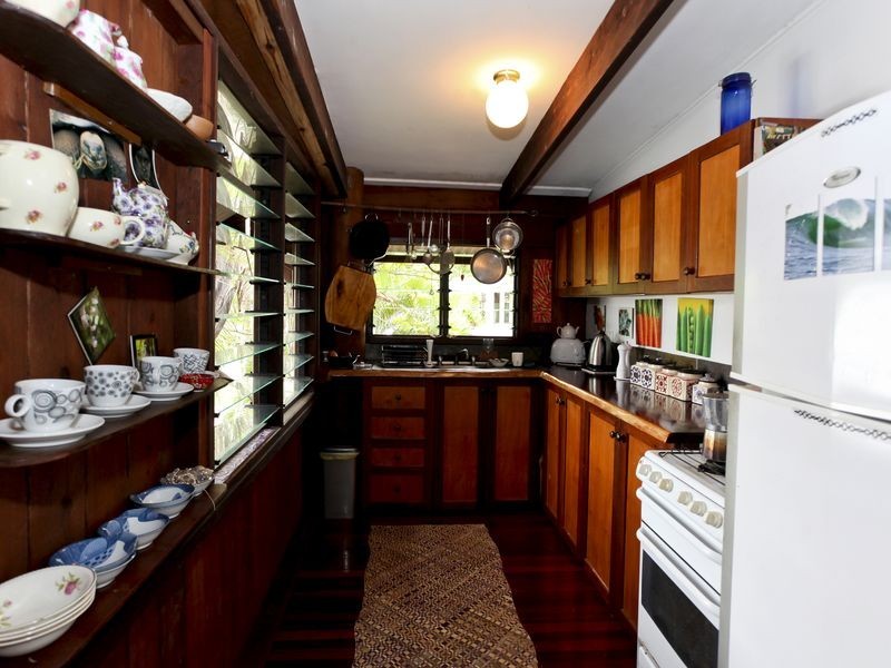 22 Pellowe Street, Clifton Beach QLD 4879