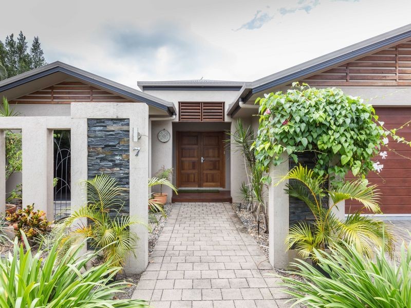 7 Franklin Close, Clifton Beach QLD 4879