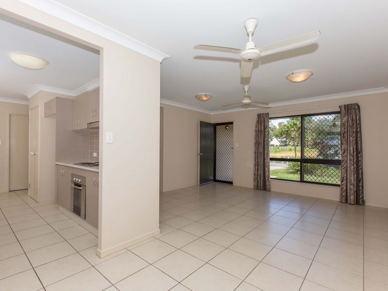 5 Colombia Street, White Rock QLD 4868