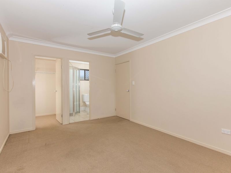 5 Colombia Street, White Rock QLD 4868