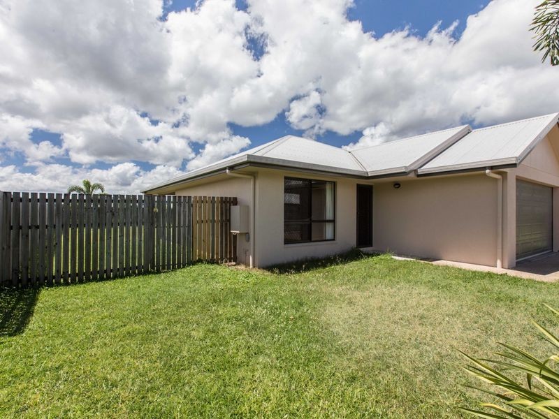 5 Colombia Street, White Rock QLD 4868