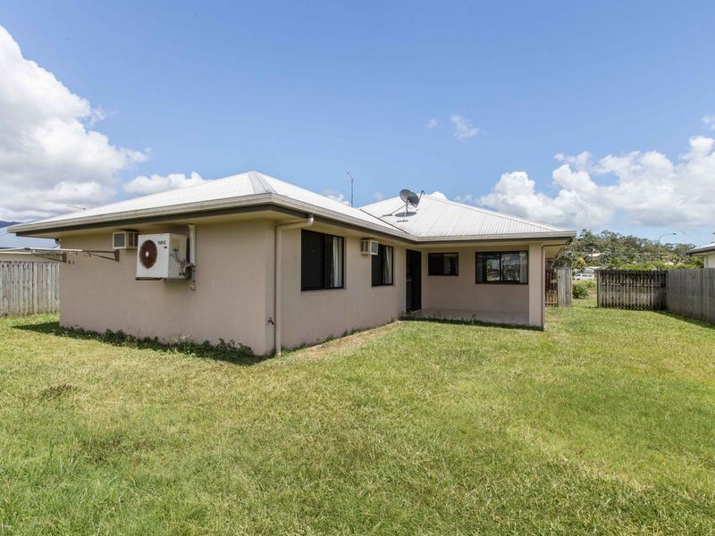 5 Colombia Street, White Rock QLD 4868