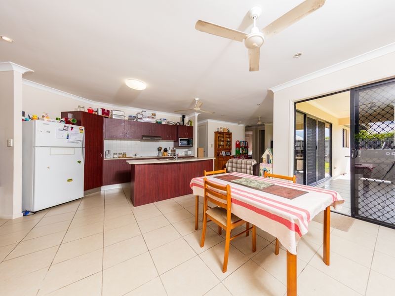 3 Nicholson Close, White Rock QLD 4868