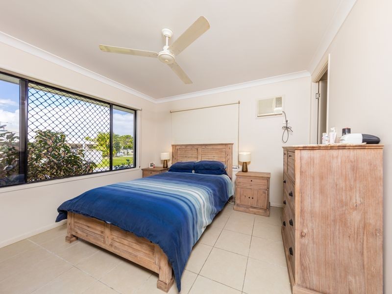 3 Nicholson Close, White Rock QLD 4868