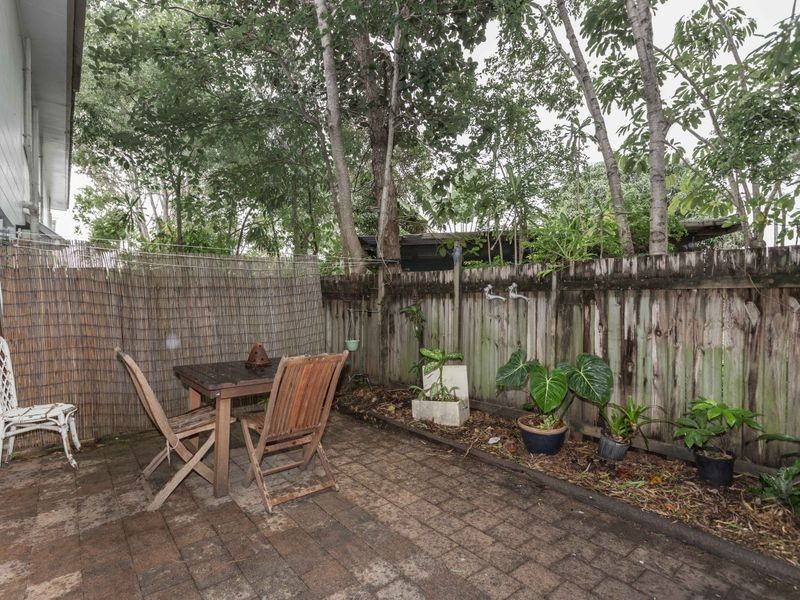 8/10-12 Alamanda Street, Holloways Beach QLD 4878