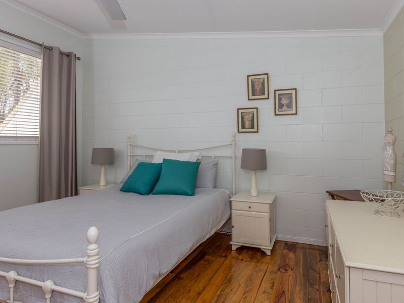 8/10-12 Alamanda Street, Holloways Beach QLD 4878