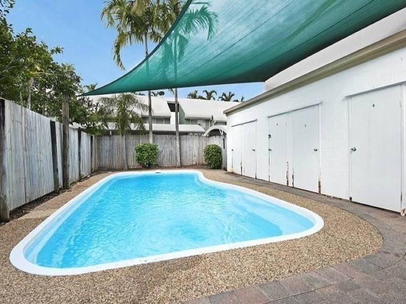 8/10-12 Alamanda Street, Holloways Beach QLD 4878