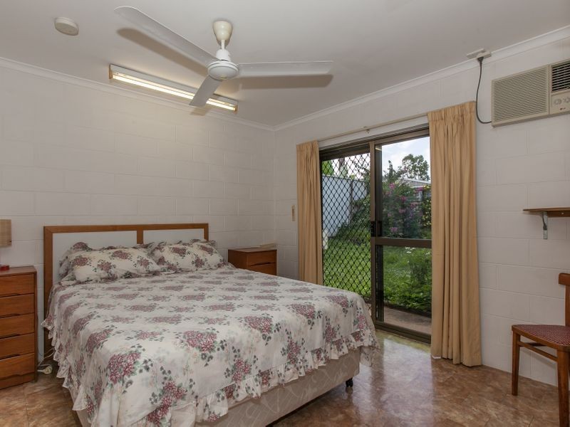 8 Atlas Close, Smithfield QLD 4878