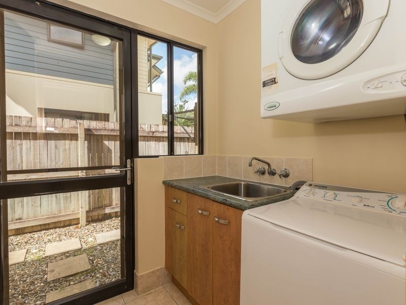 4/5-7 Arlington Esplanade, Clifton Beach QLD 4879