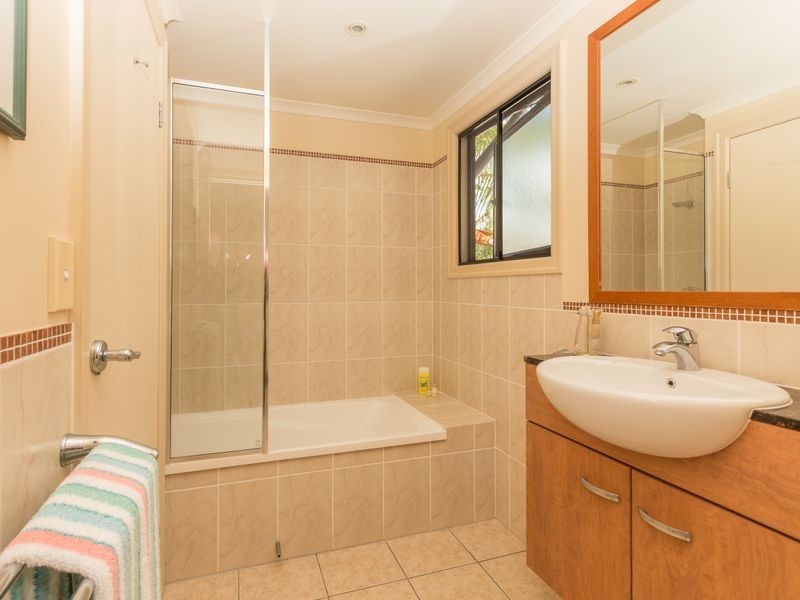 4/5-7 Arlington Esplanade, Clifton Beach QLD 4879