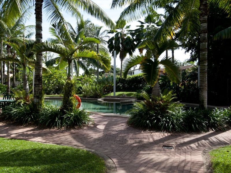 38/129 Oleander Street, Holloways Beach QLD 4878