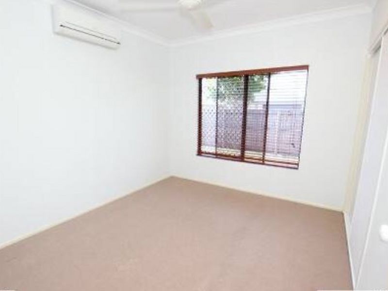 2 Guiness Close, White Rock QLD 4868
