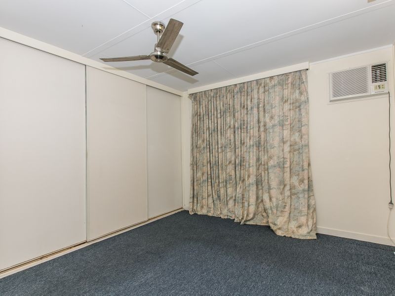 14 Mahogany Street, Holloways Beach QLD 4878