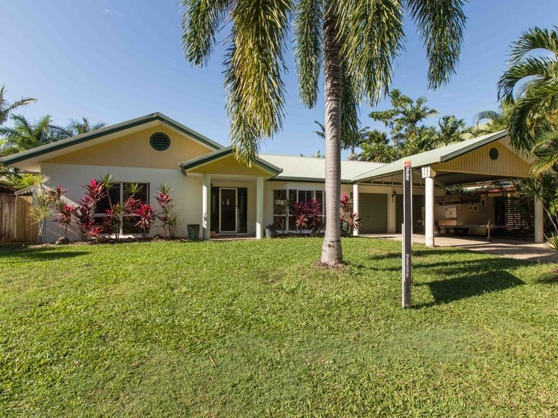 8 Sarina Close, Kewarra Beach QLD 4879