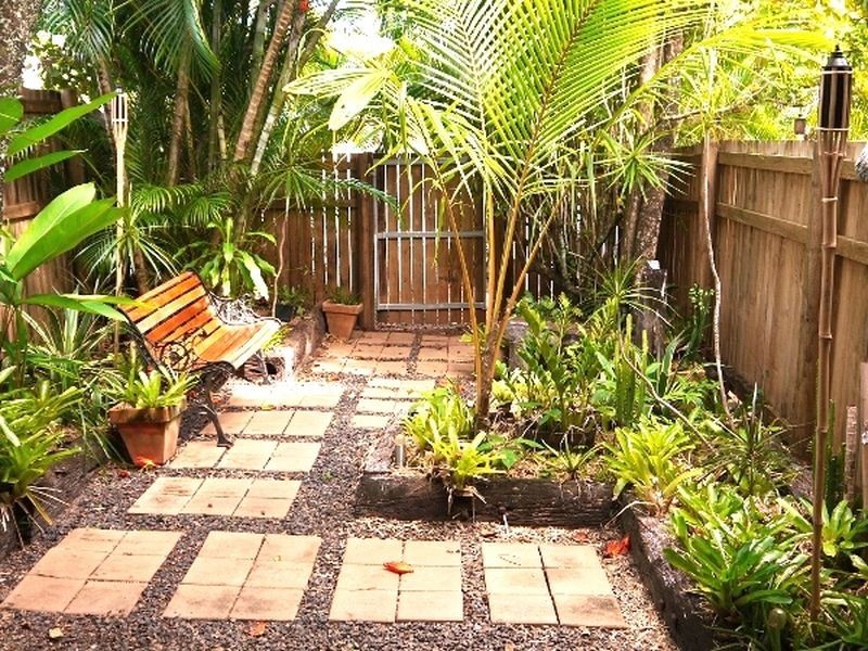 2/528 Varley Street, Yorkeys Knob QLD 4878