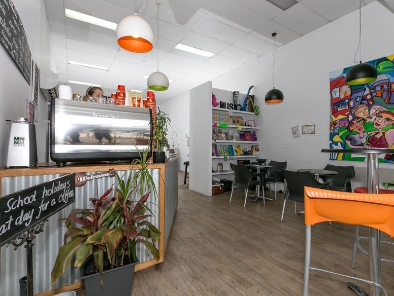 Coffee Bea Campus Shopping Village, Smithfield QLD 4878