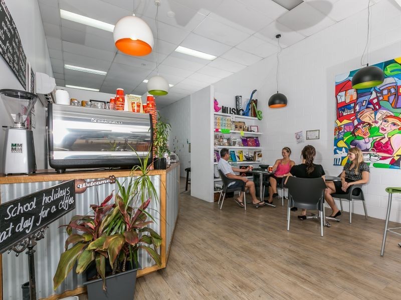 Coffee Bea Campus Shopping Village, Smithfield QLD 4878