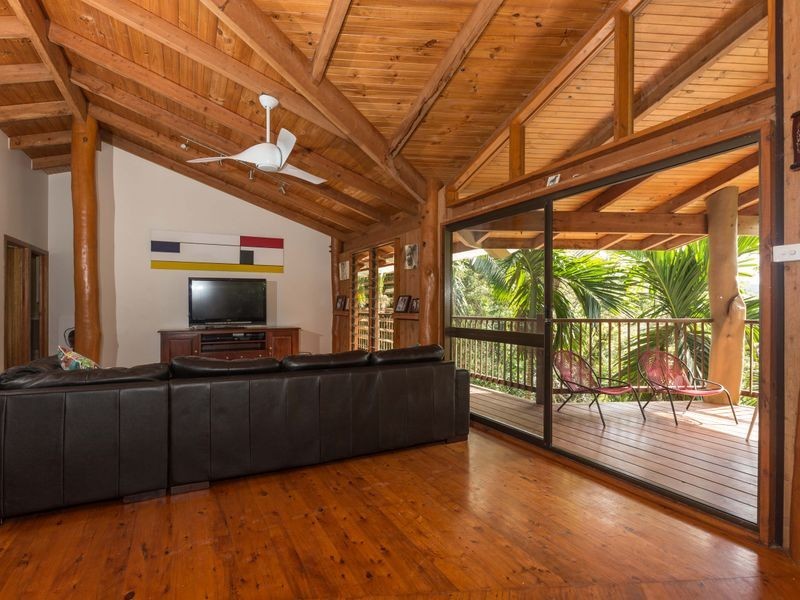 2 Lydia street, Smithfield QLD 4878 LJ Hooker Cairns Marlin Coast