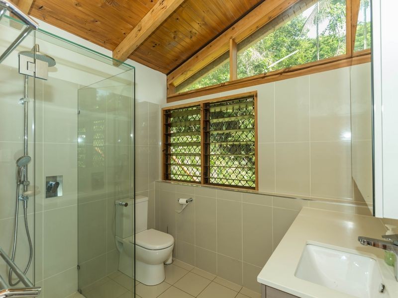 2 Lydia street, Smithfield QLD 4878 LJ Hooker Cairns Marlin Coast