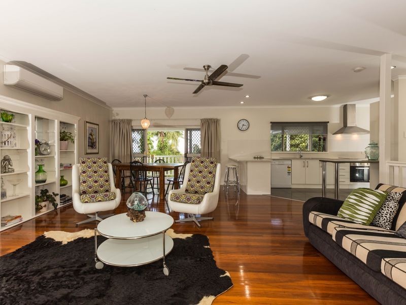 12 Knight Road, Smithfield QLD 4878