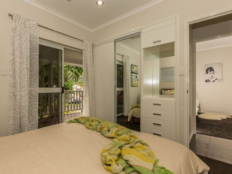 12 Knight Road, Smithfield QLD 4878