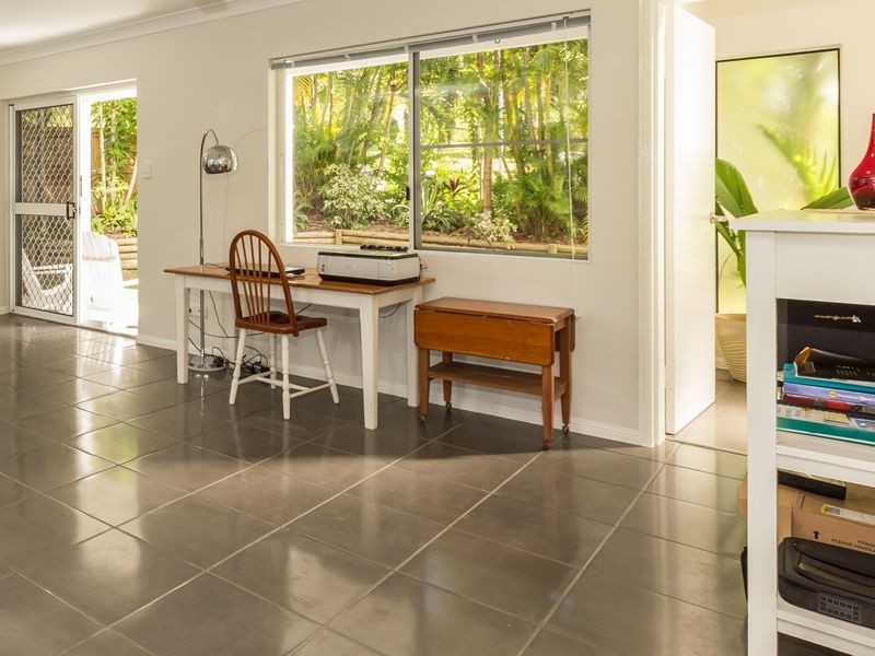 12 Knight Road, Smithfield QLD 4878