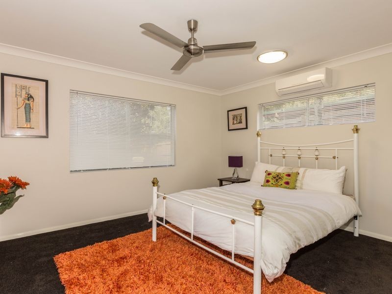 12 Knight Road, Smithfield QLD 4878