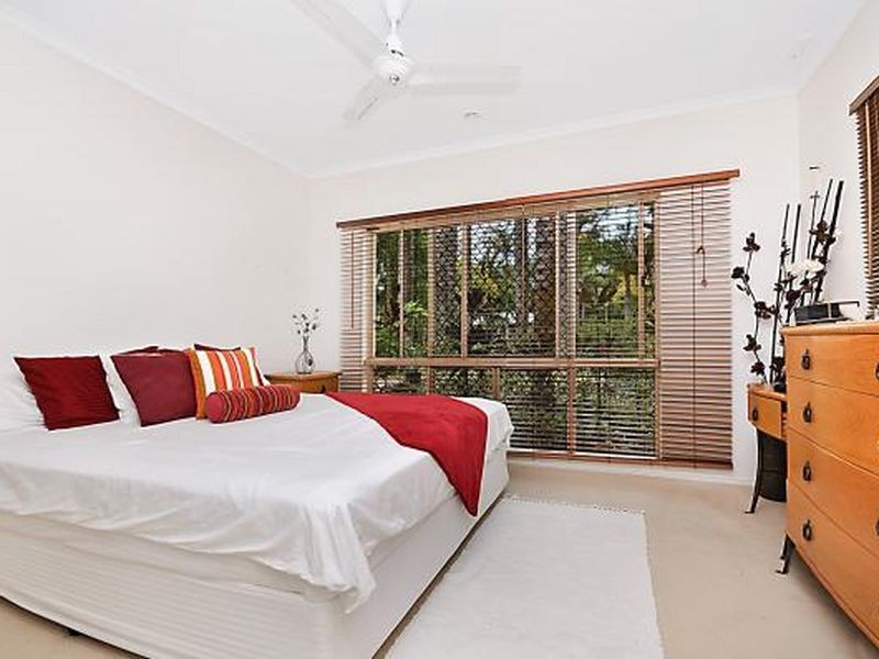 23 Isaac Smith Close, Kewarra Beach QLD 4879