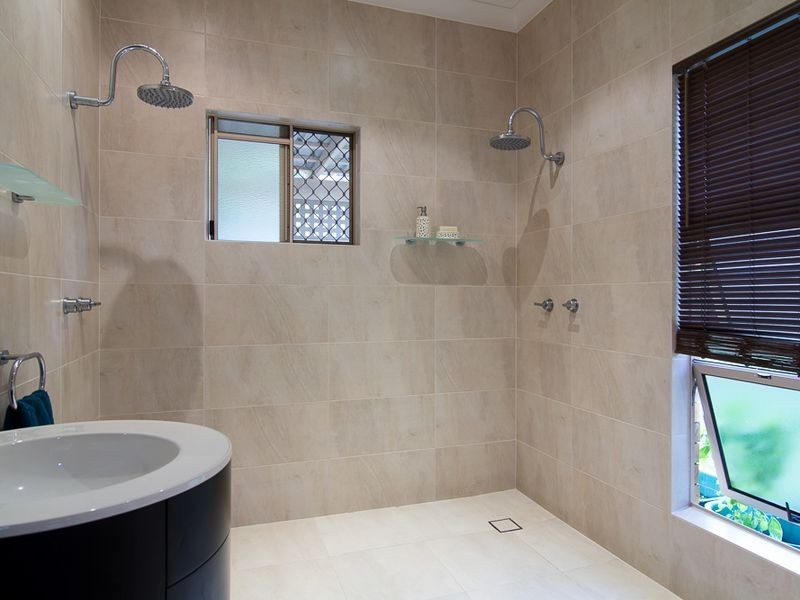 5 Wren Court, Bayview Heights QLD 4868