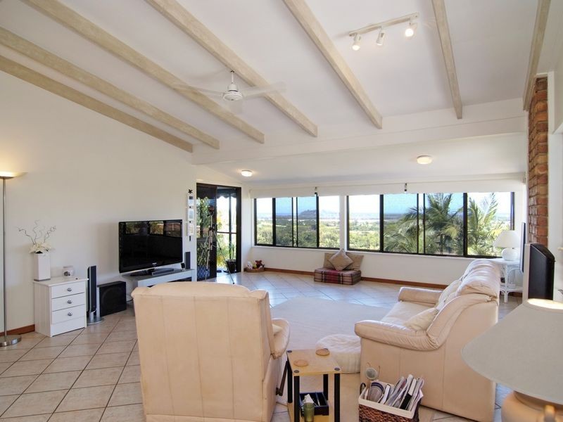 17 Bena Street, Smithfield QLD 4878