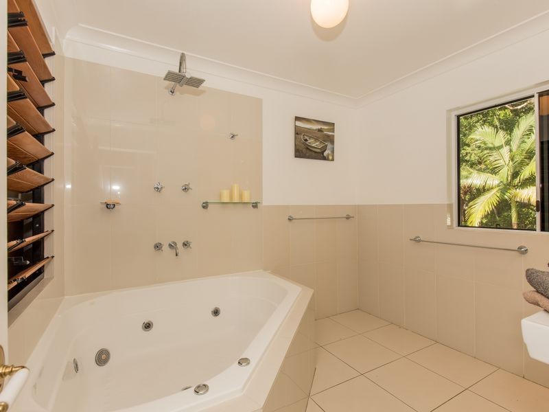 139 Arlington Esplanade, Clifton Beach QLD 4879