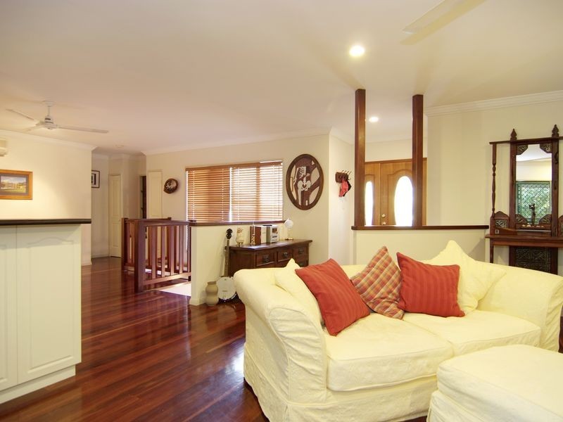 12 Cycas Close, Kamerunga QLD 4870